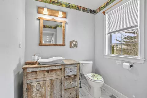496 E Central St, Franklin, MA 02038 photo 18