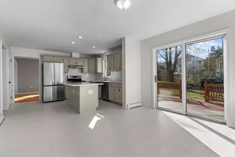 141 Boyden St, Fall River, MA 02721 photo 5