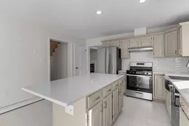 141 Boyden St, Fall River, MA 02721 photo 4