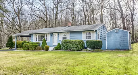 48 Brookside Dr, Holden, MA 01522 photo 2