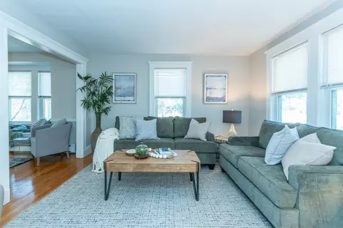 Living - 207 Webster St, Needham, MA 02494 photo 2 of 5