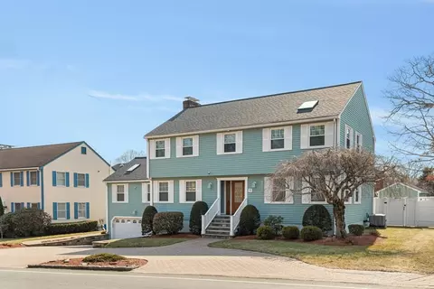 90 S Border Rd, Medford, MA 02155