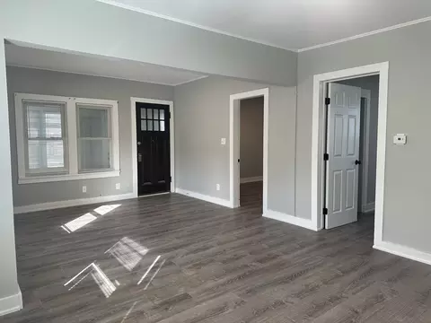 85 Barber St, Springfield, MA 01109 photo 13