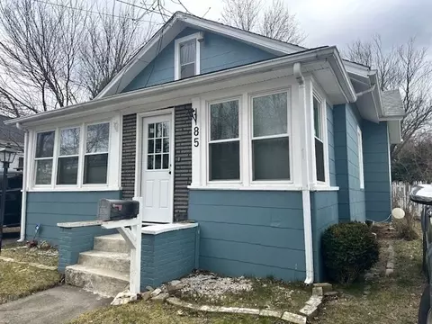85 Barber St, Springfield, MA 01109 photo 2