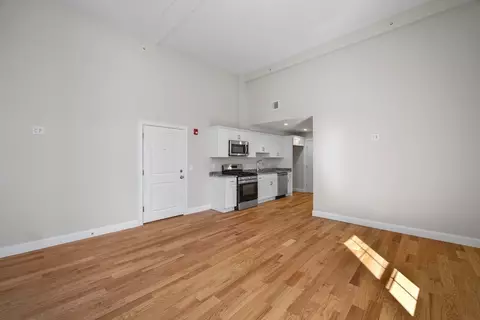 7 Cedar St #6, Taunton, MA 02780