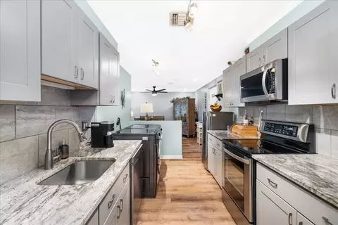404 Broadway #304, Lynn, MA 01904