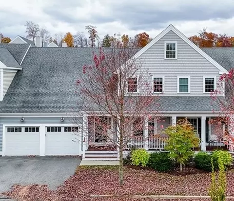 62 Hastings Rd #62, Hudson, MA 01749