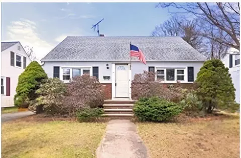 3 Florence Rd, Peabody, MA 01960