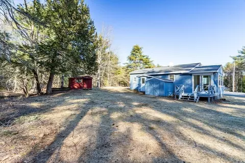 Exterior - 29 Depot Rd, Ashburnham, MA 01430 photo 4 of 9