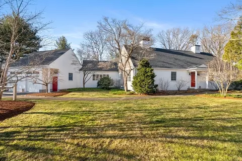 70 Walnut St, Concord, MA 01742