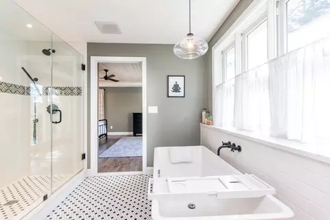 Bath - 2 Blackmore Pond Way, Wareham, MA 02576 photo 3 of 5