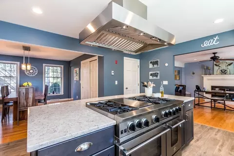 Kitchen - 2 Blackmore Pond Way, Wareham, MA 02576 photo 5 of 5