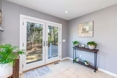 Entry Way - 2 Blackmore Pond Way, Wareham, MA 02576 photo 1 of 2