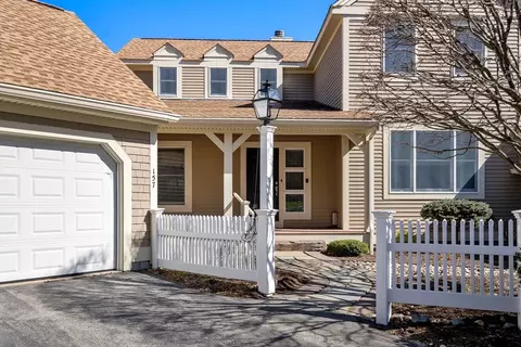 157 Nobscot Rd #157, Sudbury, MA 01776