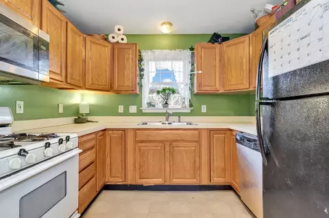 7 Mansfield St #2, Gloucester, MA 01930 photo 11