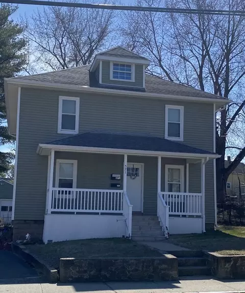 571 Britton St, Chicopee, MA 01020
