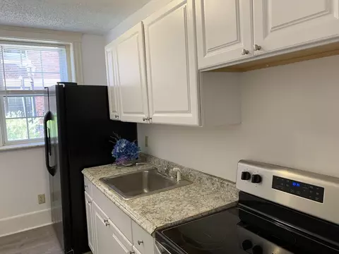 Kitchen - 68 Linden #1, Everett, MA 02149 photo 1 of 1