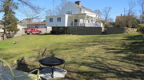 Exterior - 176 Underwood St, Fall River, MA 02720 photo 12 of 13