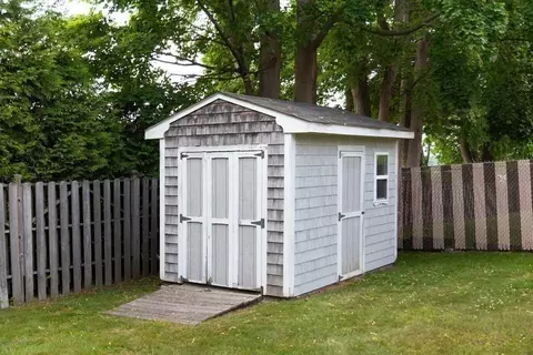 Exterior - 176 Underwood St, Fall River, MA 02720 photo 11 of 13