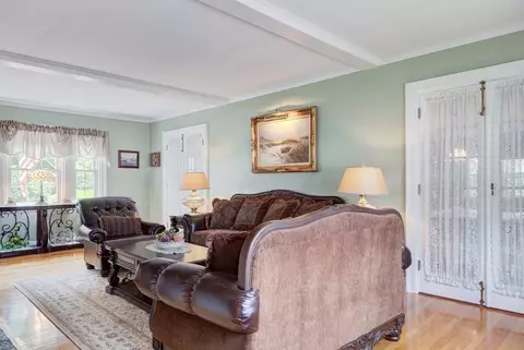 Living - 176 Underwood St, Fall River, MA 02720 photo 1 of 5