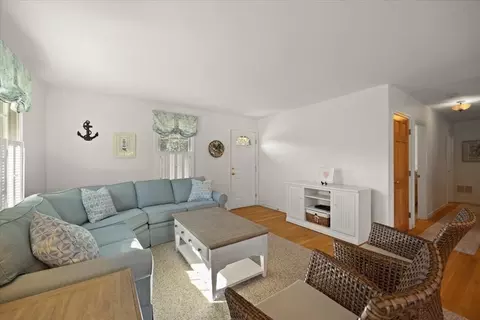 5 Mashnee Rd, Bourne, MA 02532 photo 11