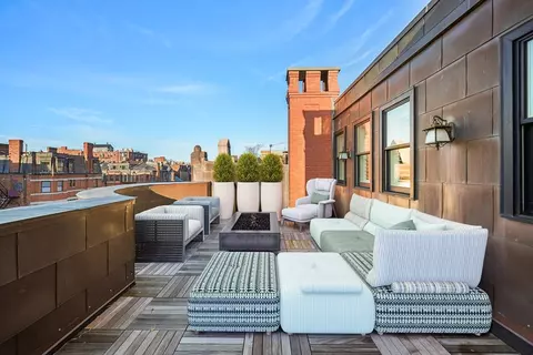 294 Newbury St #PH, Boston, MA 02115