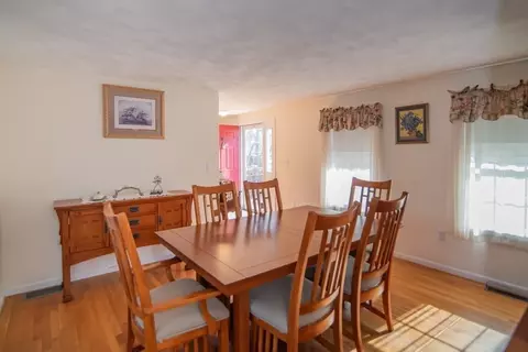 Dining - 20 Devonshire St, Lawrence, MA 01843 photo 4 of 4
