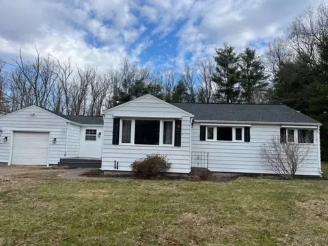 7 Butler Rd, Wilbraham, MA 01095