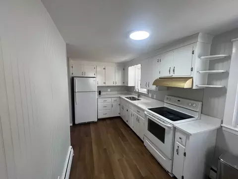 126 Colon St, Beverly, MA 01915 photo 10