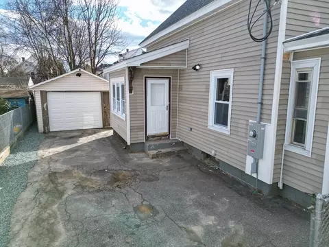 4 E Burnside Ave, Lowell, MA 01850 photo 2