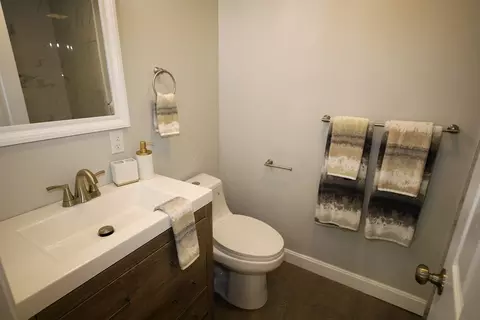 4 E Burnside Ave, Lowell, MA 01850 photo 11