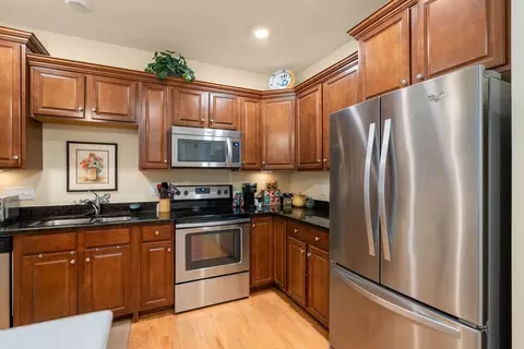 7 Augustus Ct #1010, Reading, MA 01867 photo 3