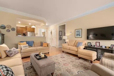 7 Augustus Ct #1010, Reading, MA 01867 photo 11