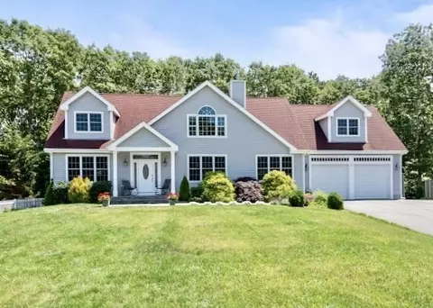11 S West Dr, Yarmouth, MA 02664