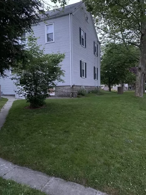 176 Garden St, Fall River, MA 02720 photo 4