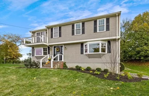 6 Bel Air Dr, Hingham, MA 02043