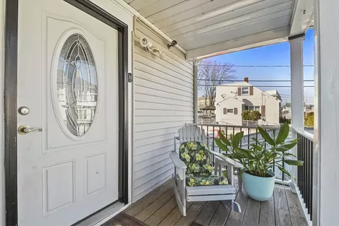 1051 Stafford Rd, Fall River, MA 02721