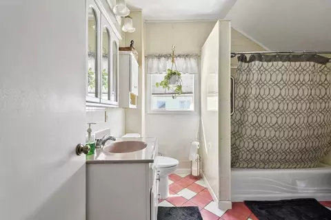 1051 Stafford Rd, Fall River, MA 02721 photo 34