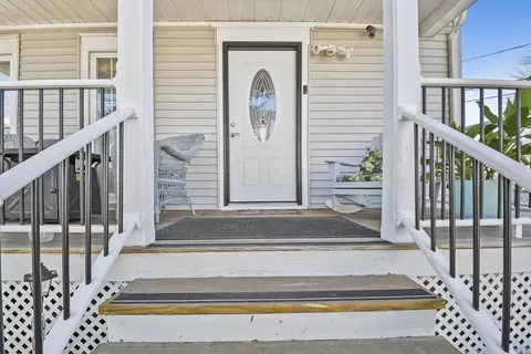1051 Stafford Rd, Fall River, MA 02721 photo 2