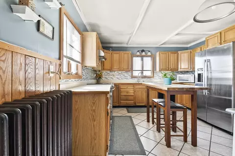 1051 Stafford Rd, Fall River, MA 02721 photo 10