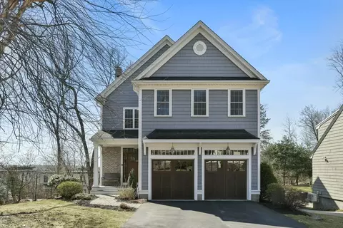 9 Stony Brook Rd, Arlington, MA 02476