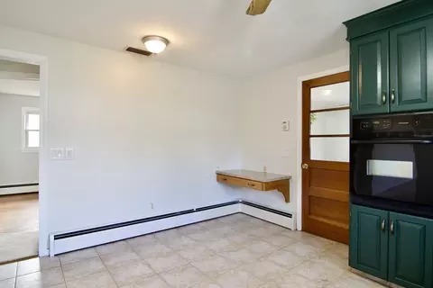 51 Emerson St, Springfield, MA 01118 photo 13
