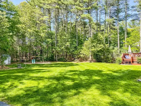 149 Pleasant St, Upton, MA 01568 photo 40