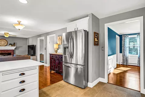 149 Pleasant St, Upton, MA 01568 photo 7