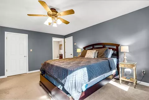 149 Pleasant St, Upton, MA 01568 photo 28