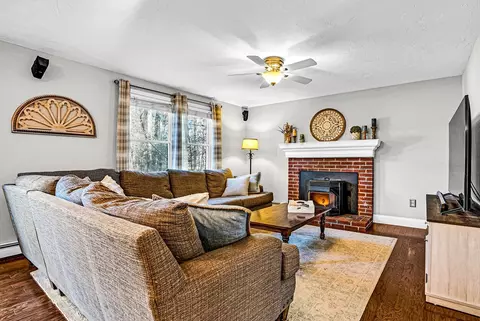 149 Pleasant St, Upton, MA 01568 photo 13