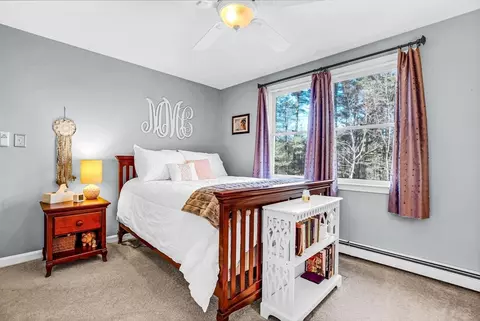 149 Pleasant St, Upton, MA 01568 photo 31