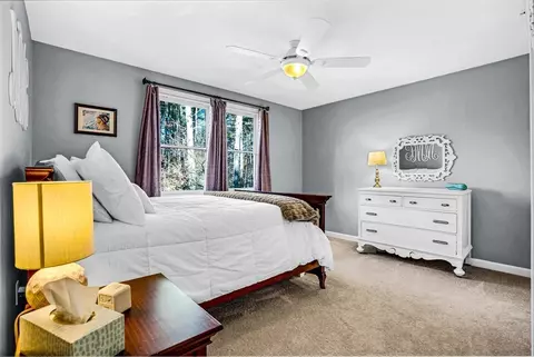 149 Pleasant St, Upton, MA 01568 photo 32