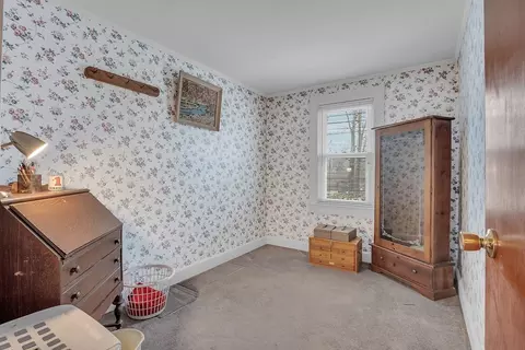 230 E River St, Orange, MA 01364 photo 17