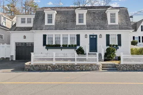 23 Border St, Cohasset, MA 02025